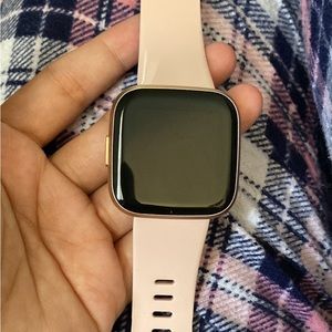 Barely used comes with the charger too